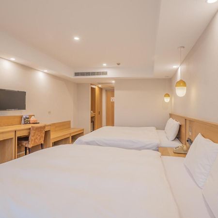 Hamilton Hotel Taichung Exterior foto