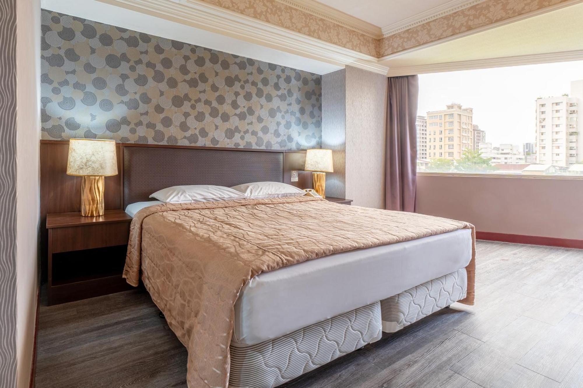 Hamilton Hotel Taichung Exterior foto